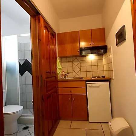 Aegeon Hotell 2*